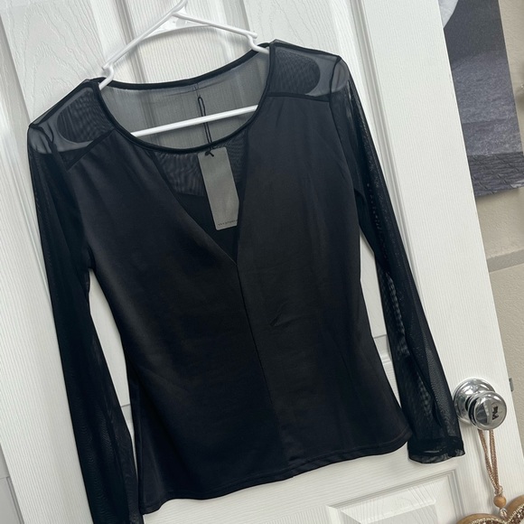 Sexy top sheer v neck perfect to show  cleavage size medium new with tags 🏷 🔥 - Picture 6 of 11